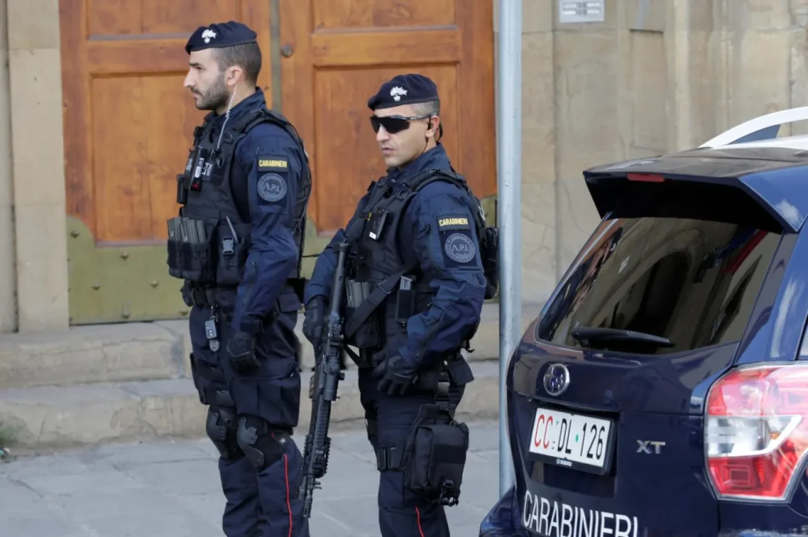 Italia expulzează doi atașați militari ruși acuzați de spionaj